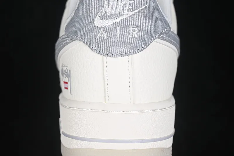 All categories Nk Air Force 1 Air Force series Nk Air Force 1 Low Air Force low-top Nike Air Force 1'07 Low joint model Air Force 1 low-top casual sneakers DN9688-106